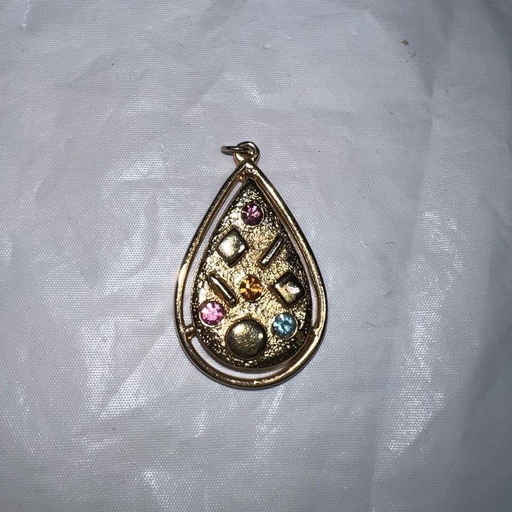 Vintage 1970s Sara Coventry Gemstone Gold Tone Pendant